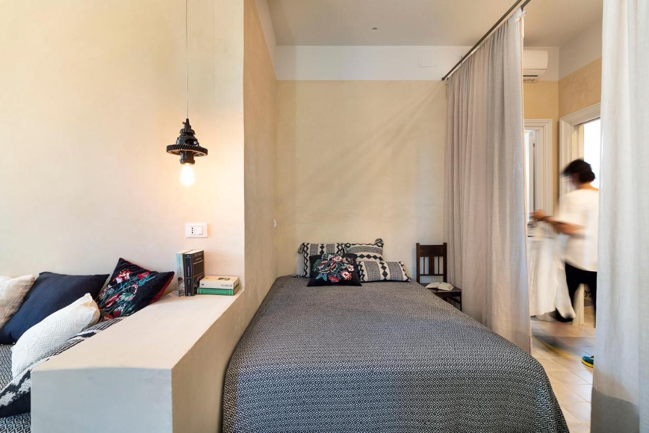 Suasor Villa Ачиреале Екстериор снимка